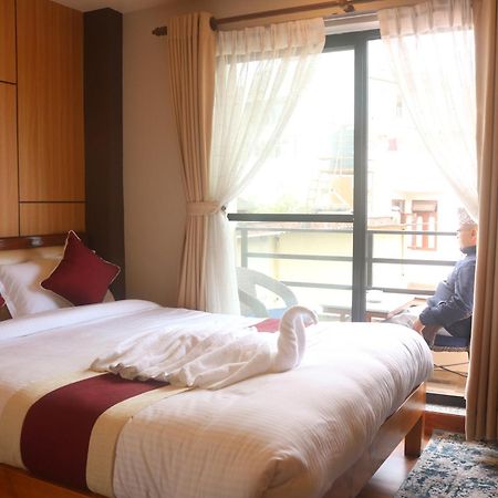 Hotel Family Ties Pvt. Ltd. Kathmandu Exterior foto