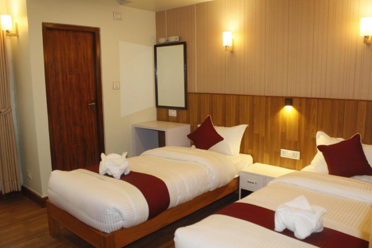 Hotel Family Ties Pvt. Ltd. Kathmandu Exterior foto