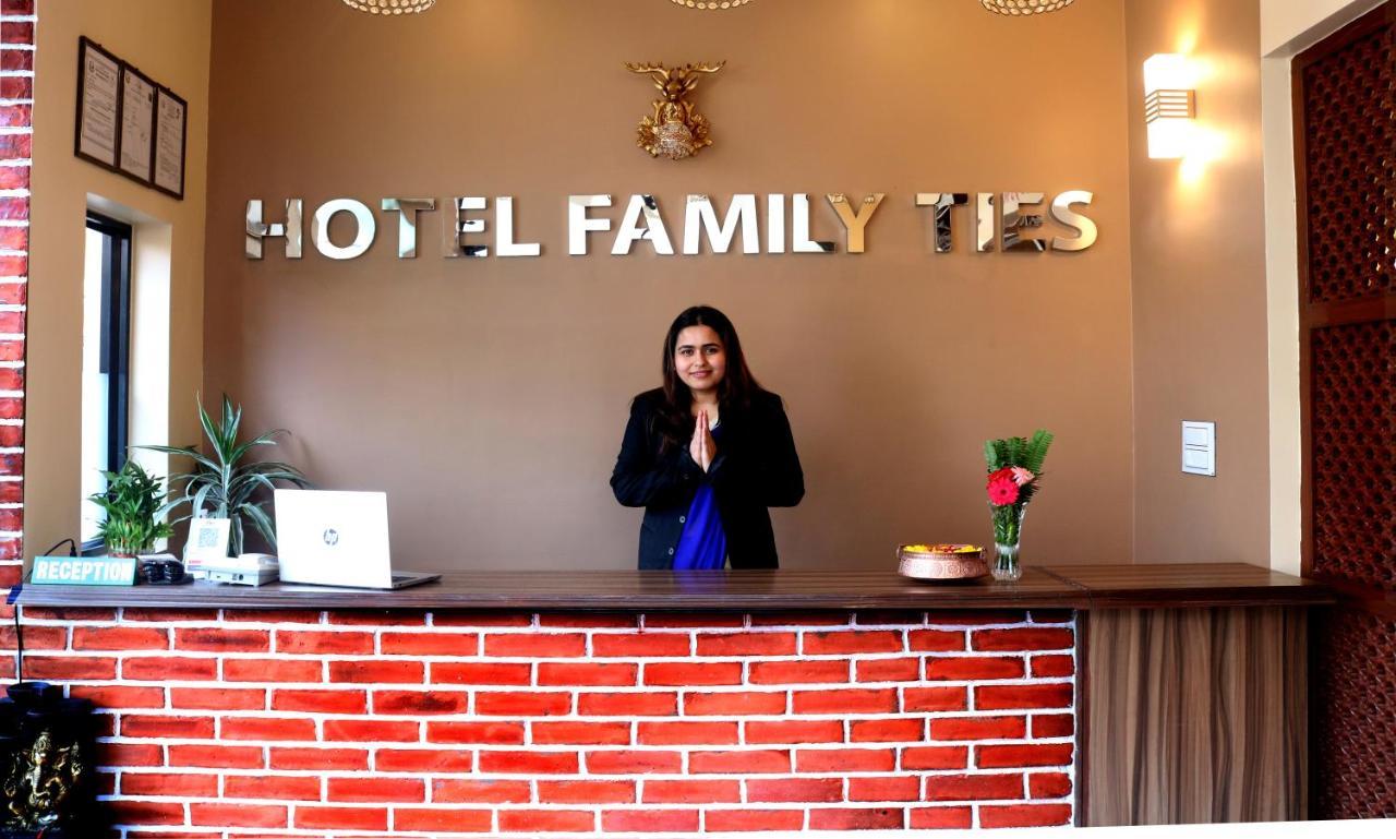 Hotel Family Ties Pvt. Ltd. Kathmandu Exterior foto