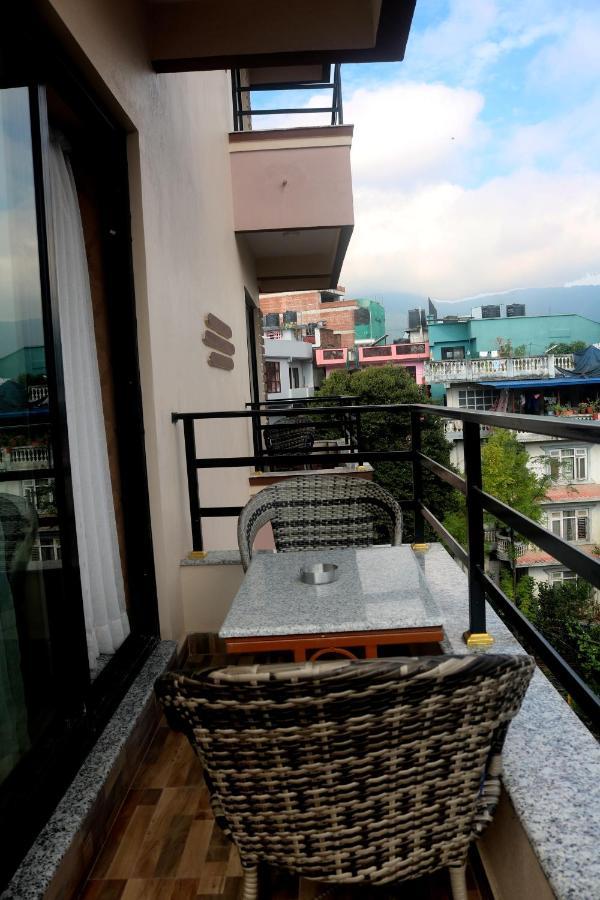Hotel Family Ties Pvt. Ltd. Kathmandu Exterior foto