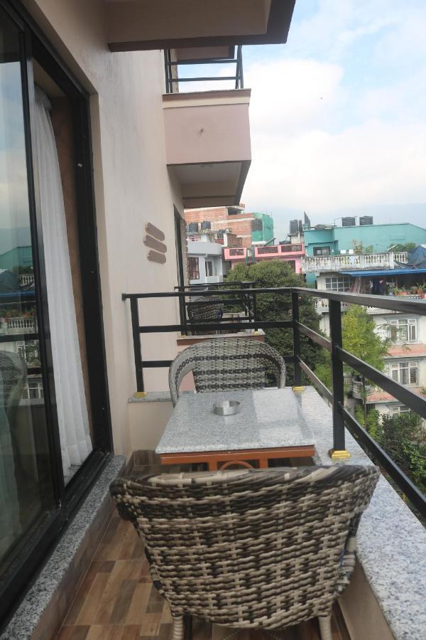 Hotel Family Ties Pvt. Ltd. Kathmandu Exterior foto