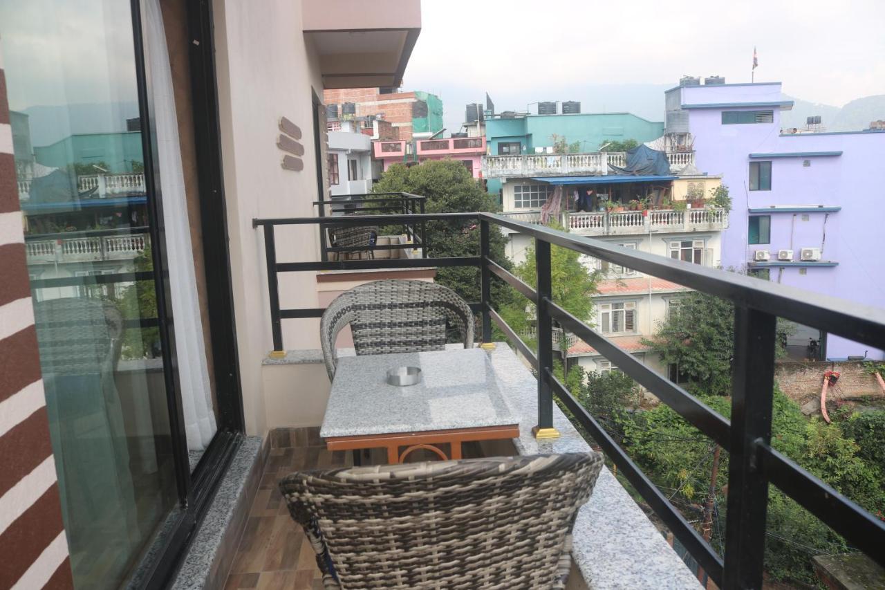 Hotel Family Ties Pvt. Ltd. Kathmandu Exterior foto